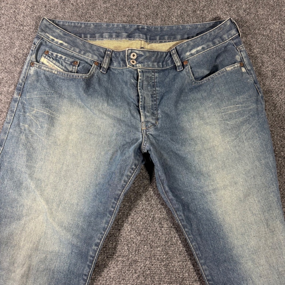 Diesel Rabox Mens Straight Leg Jeans Blue Medium Wash Made in Italy 38x32